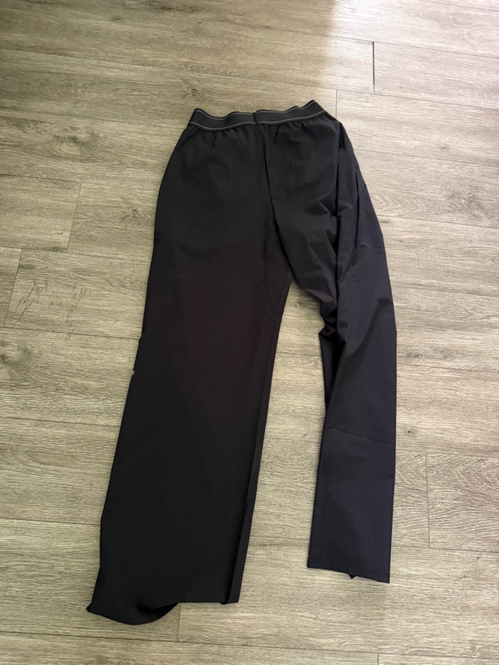 LIKE NEW ALO Suit Up Trouser (Regular), Black, size M - Picture 8 of 8